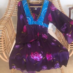 Tracy Feith Deep V neckline floral dress